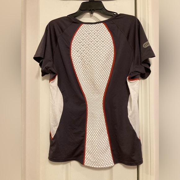 Nike Sphere React Short Sleeve Breathable Athletic Shirt. Size XL (16-18) - Picture 2 of 3